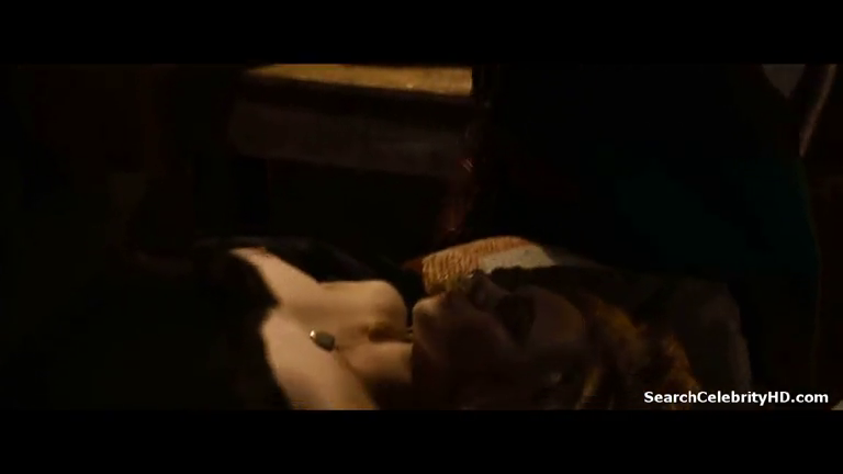Juno Temple in Magic Magic (2015).mp4