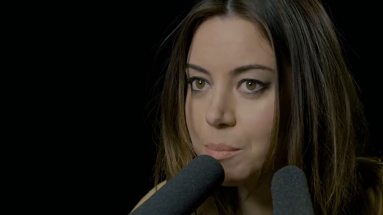 Aubrey Plaza - ASMR