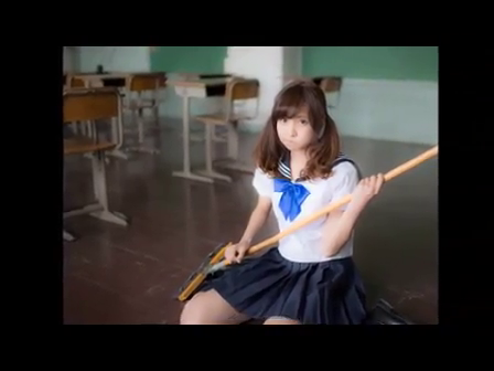 Hinako Sano (♪ Walla Walla)