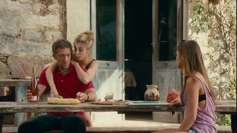 Lola Le Lann in Un Moment d'Egarement (2015)