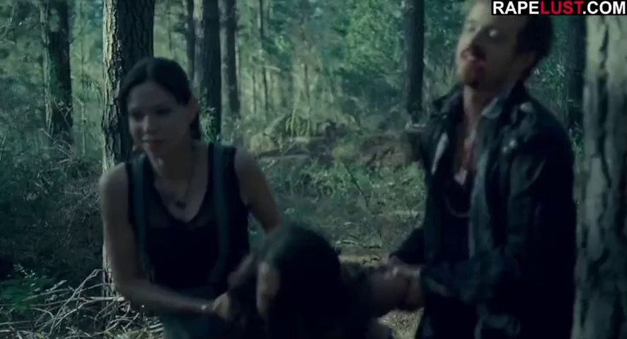 Sara Paxton.  Ra Scene